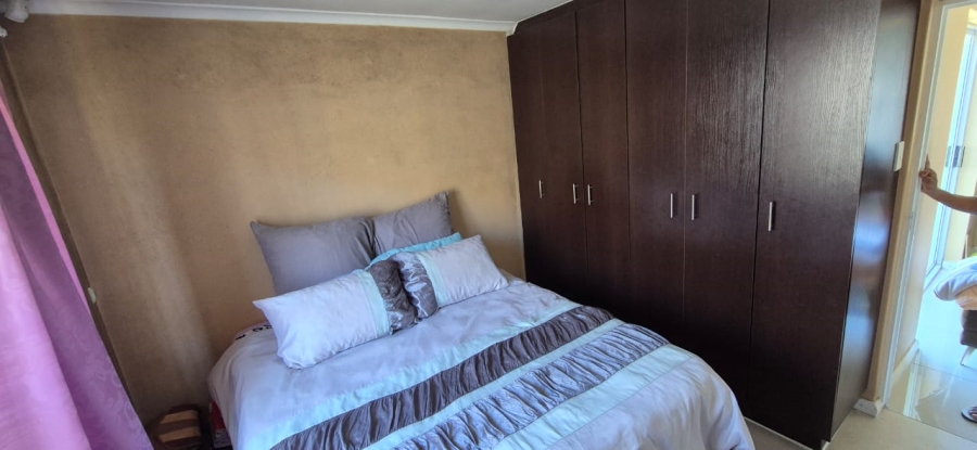 3 Bedroom Property for Sale in Overbaakens Eastern Cape